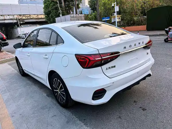 Roewe i5 2021