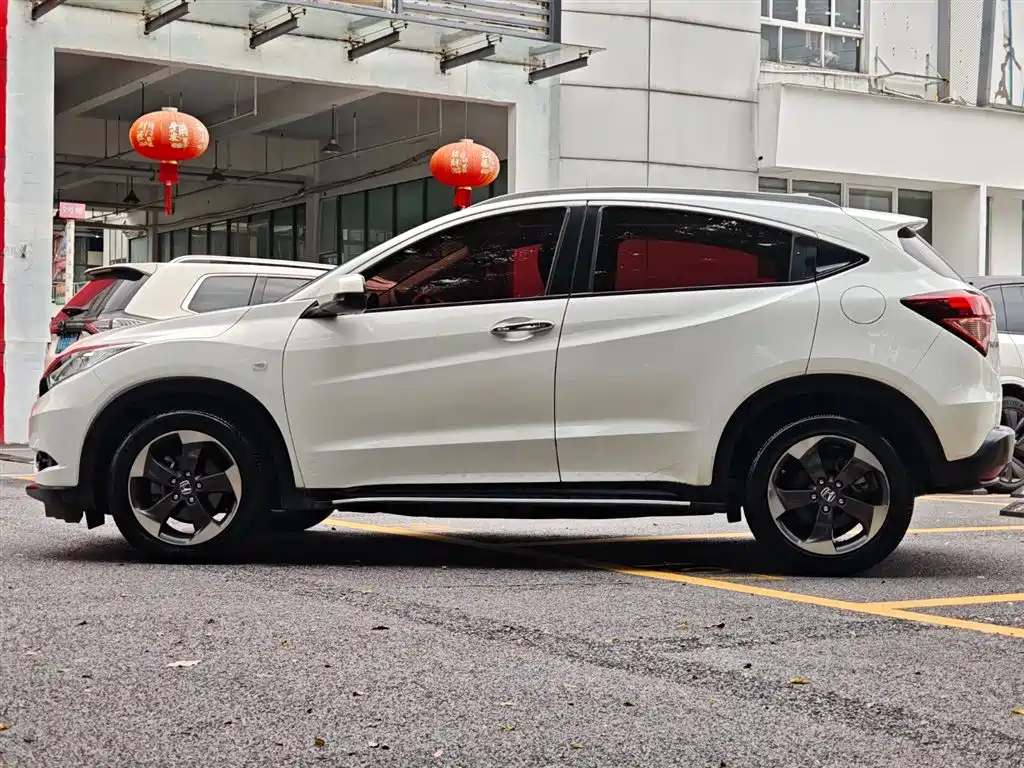 Honda Vezel 2017 — фото 8