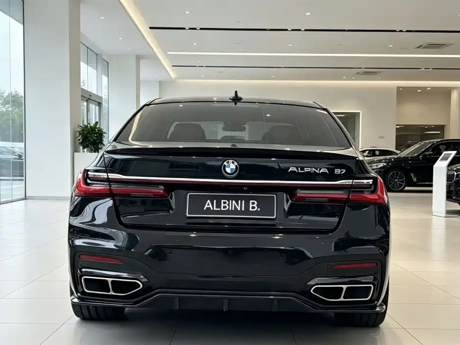 BMW 7 Series 2017 — фото 9