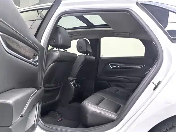 Cadillac XTS 2018