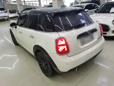 MINI MINI 2018