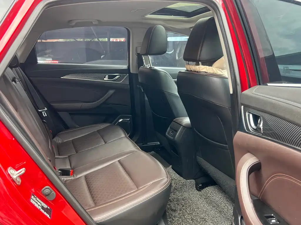 Changan Eado New Energy 2019 — фото 14
