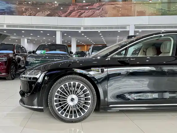 Stelato S9 2025