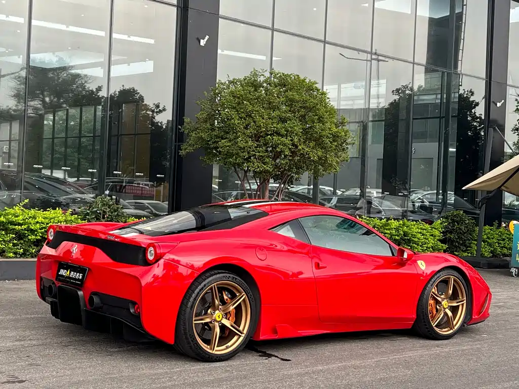 Ferrari 458 2015 — фото 10
