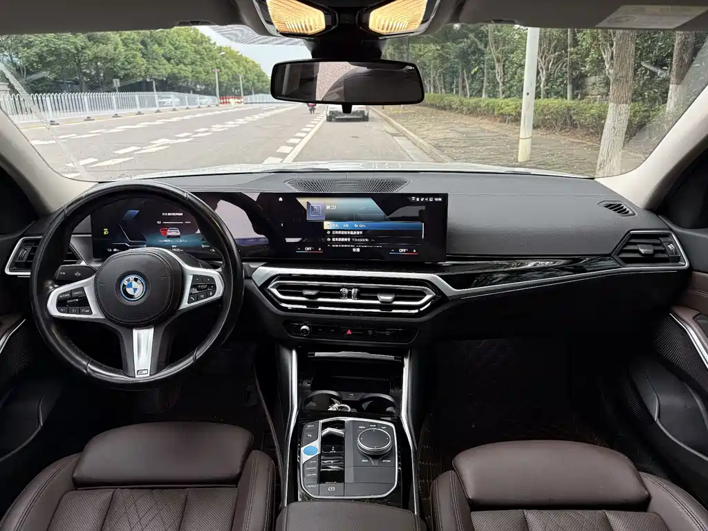BMW i3 2023 — фото 9