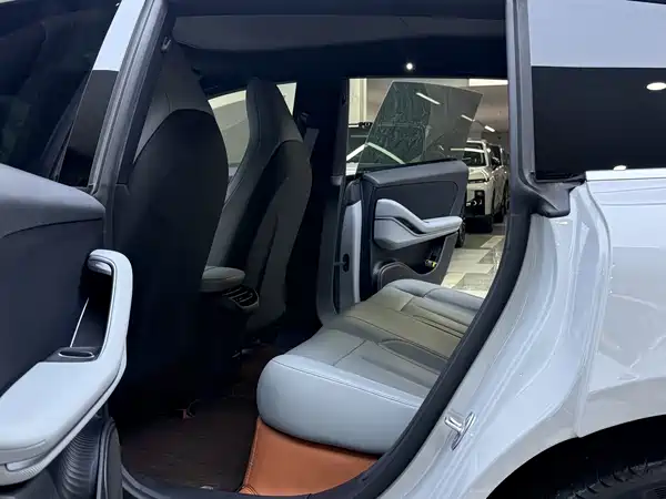NIO ET5T 2024