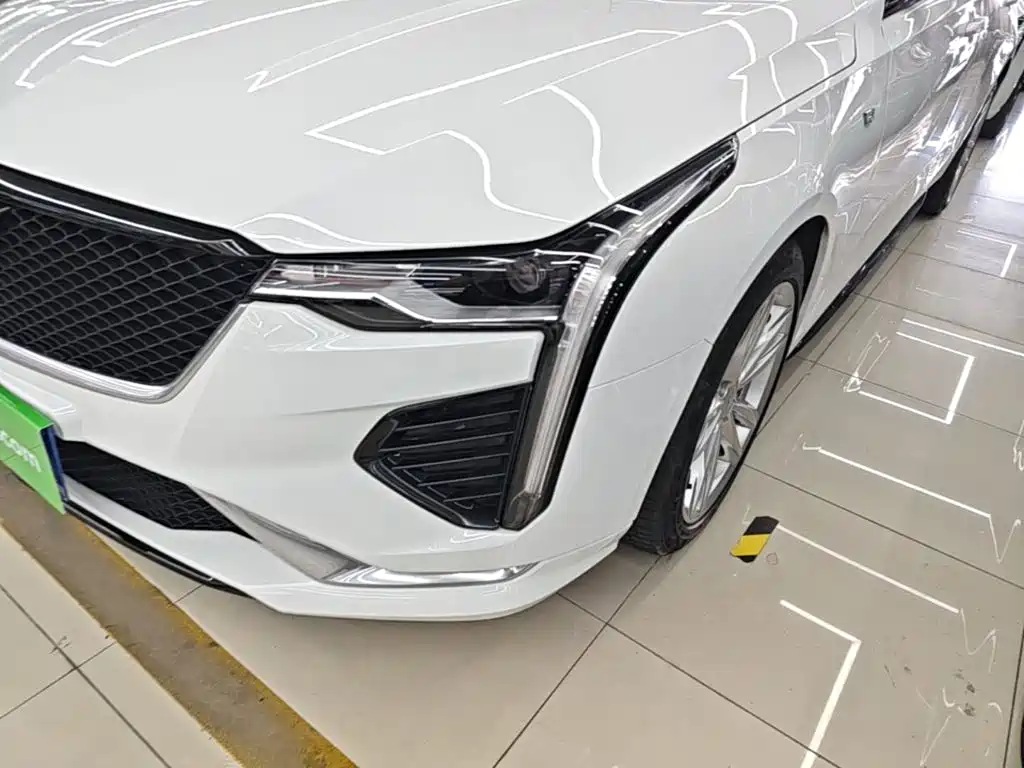 Cadillac CT4 2023 — фото 24