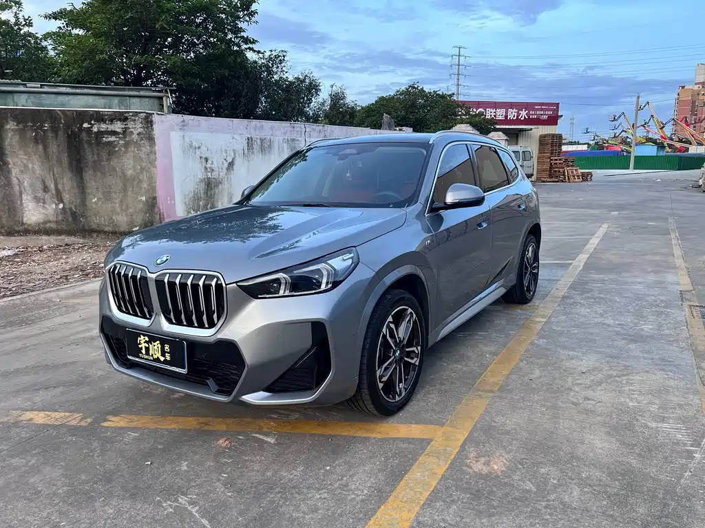 BMW X1 2024 — фото 1
