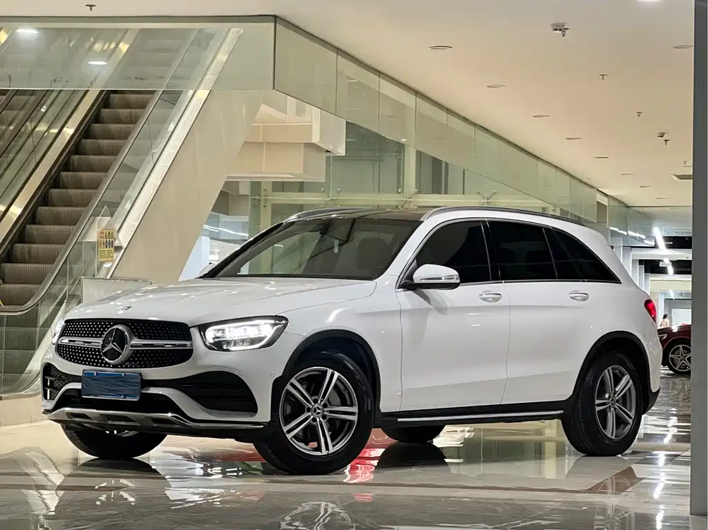 Mercedes-Benz GLC 2020 — фото 1