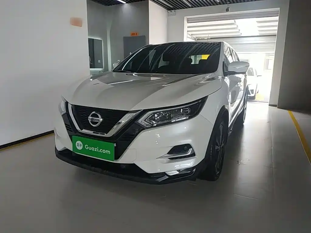 Nissan Qashqai 2021 — фото 1