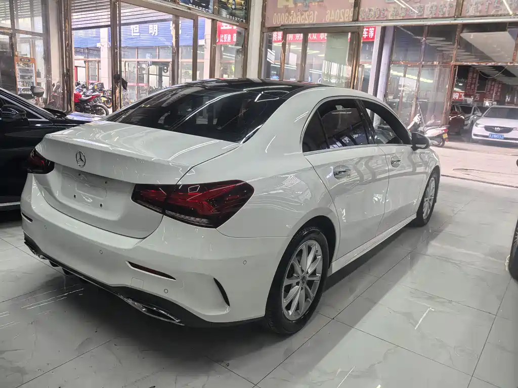 Mercedes-Benz A-Class 2021 — фото 7