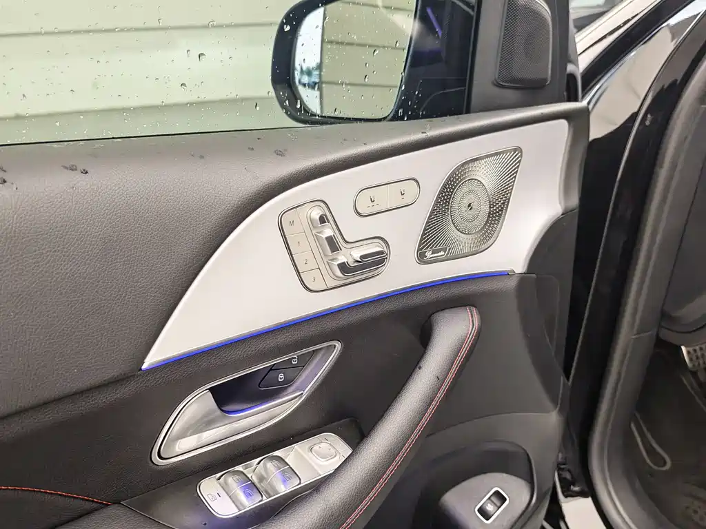 Mercedes-Benz GLE AMG 2025 — фото 17