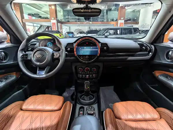 MINI Clubman 2022
