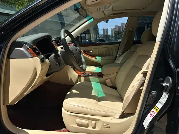 Toyota Crown 2008