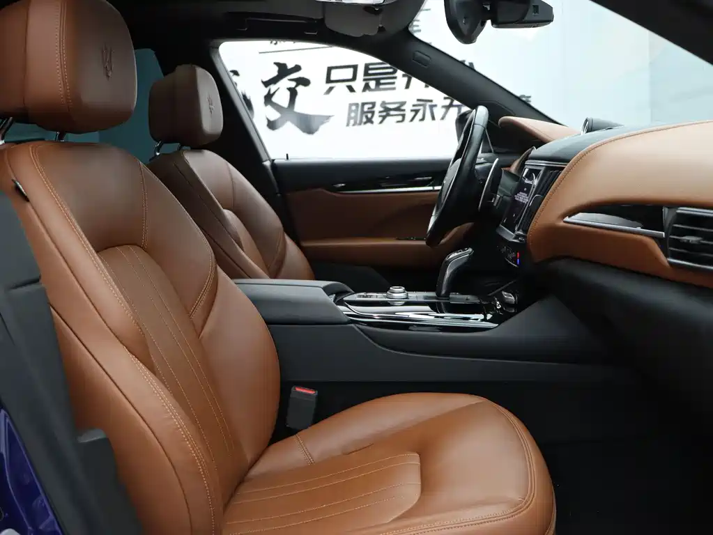 Maserati Levante 2022 — фото 23
