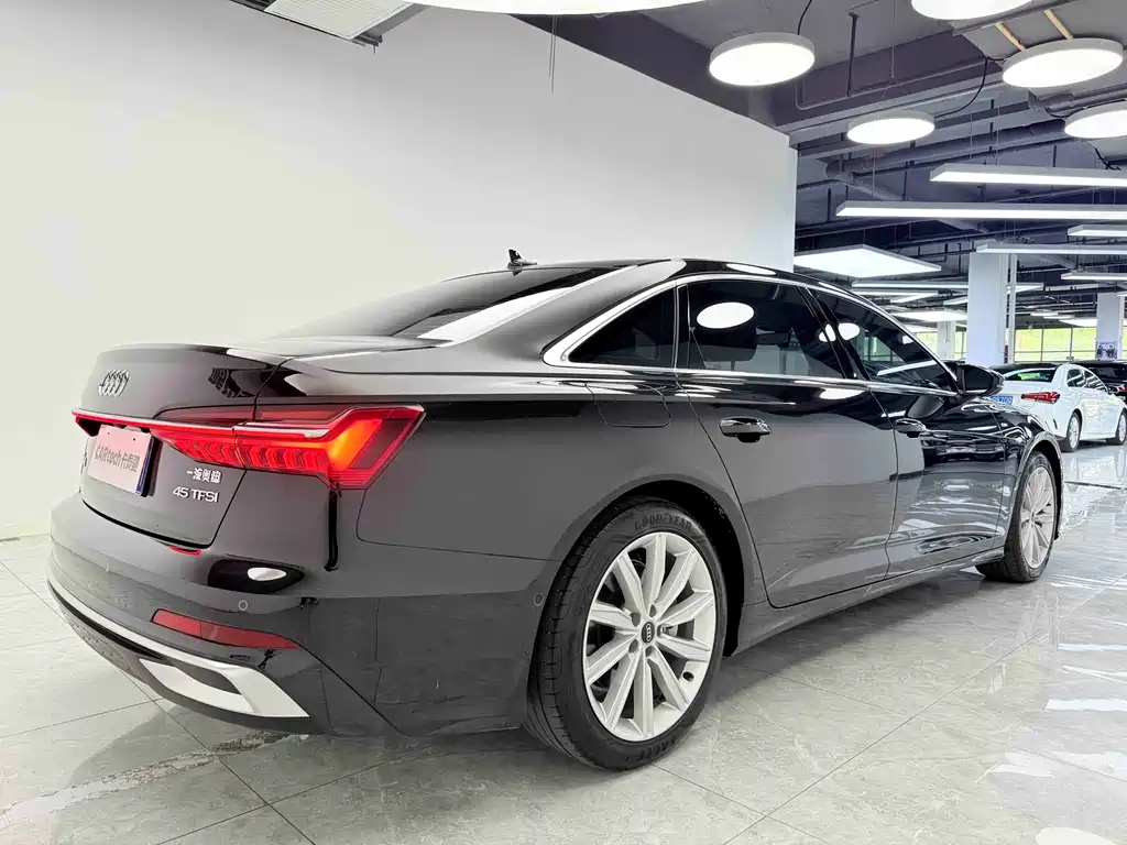 Audi A6L 2024