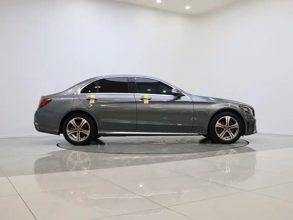 Mercedes-Benz C-Class 2019 — фото 3