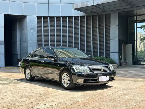 Toyota Crown 2008