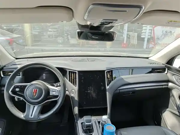 Hongqi HS7 PHEV 2024