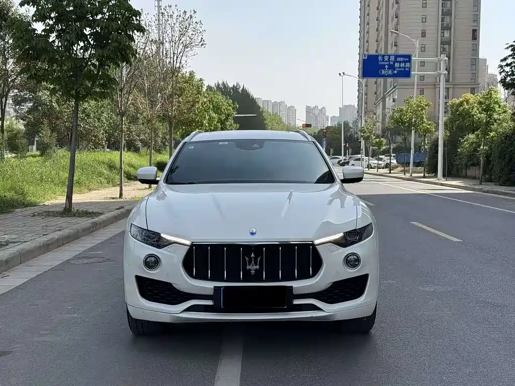 Maserati Levante 2017 — фото 2