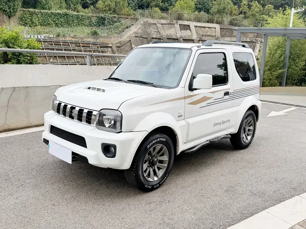 Suzuki Jimny 2016 — фото 1