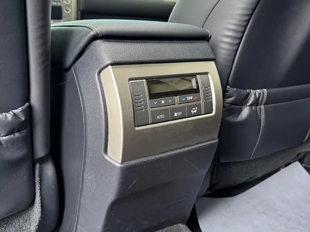 Lexus GX 2015 — фото 21
