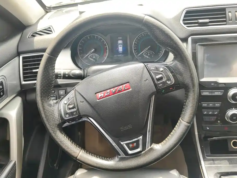 Haval H2 2015 — фото 15