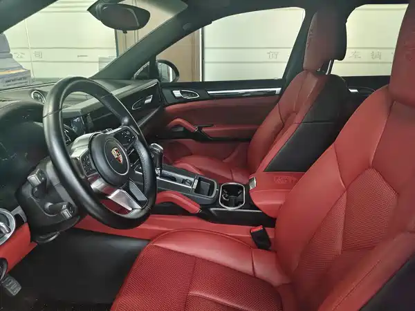 Porsche Cayenne 2014