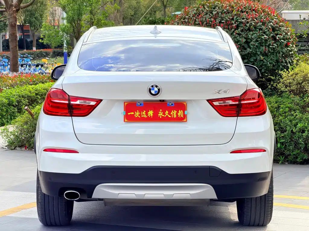 BMW X4 2016 — фото 16