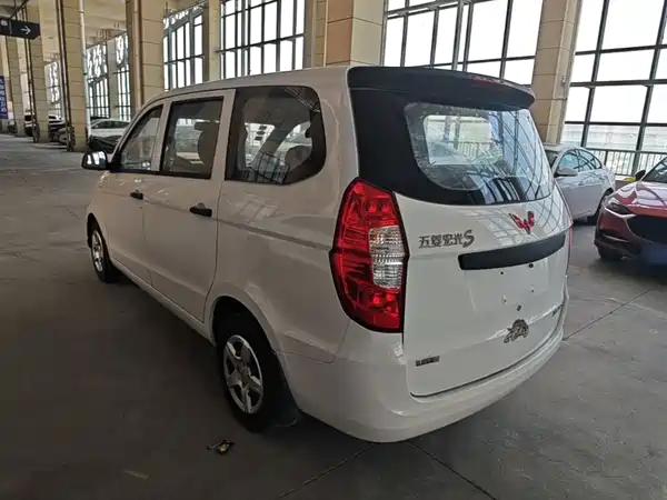Wuling Hongguang 2019