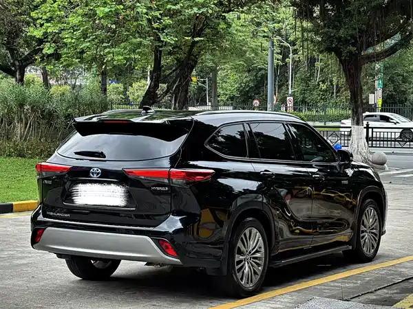 Toyota Highlander 2022