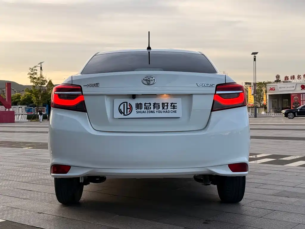 Toyota Vios 2022 — фото 6