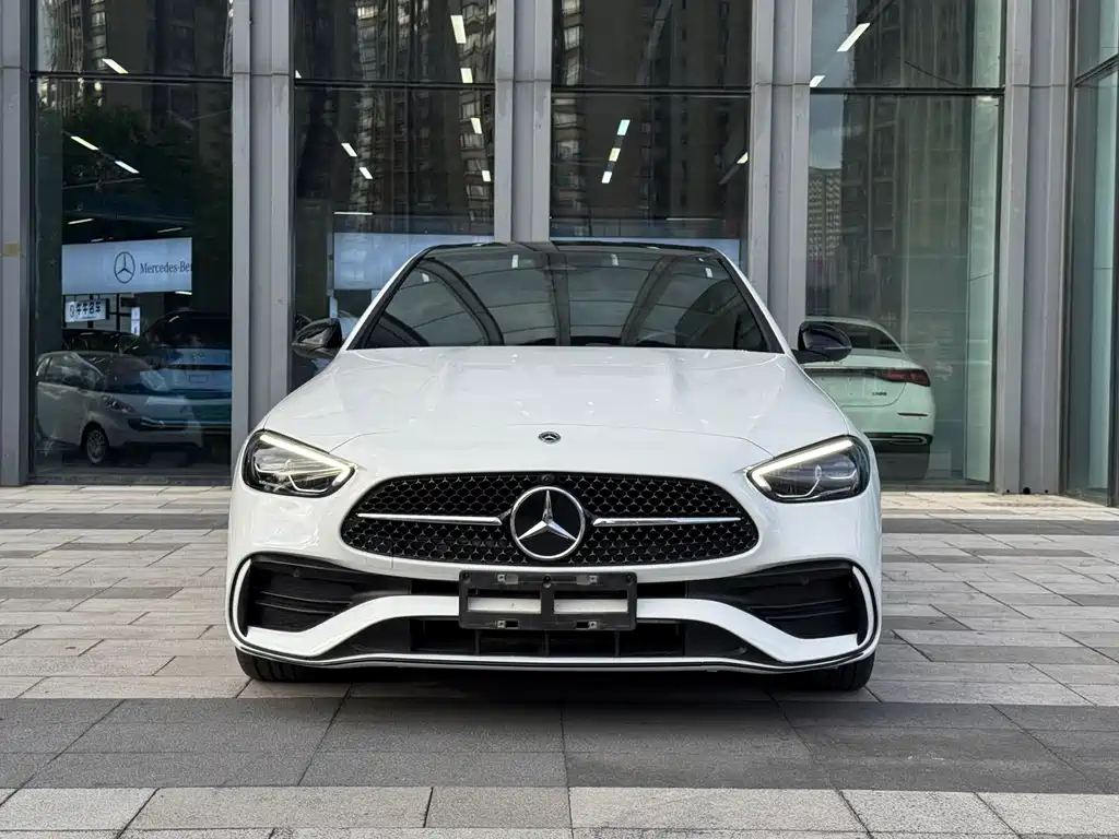 Mercedes-Benz C-Class 2023 — фото 2