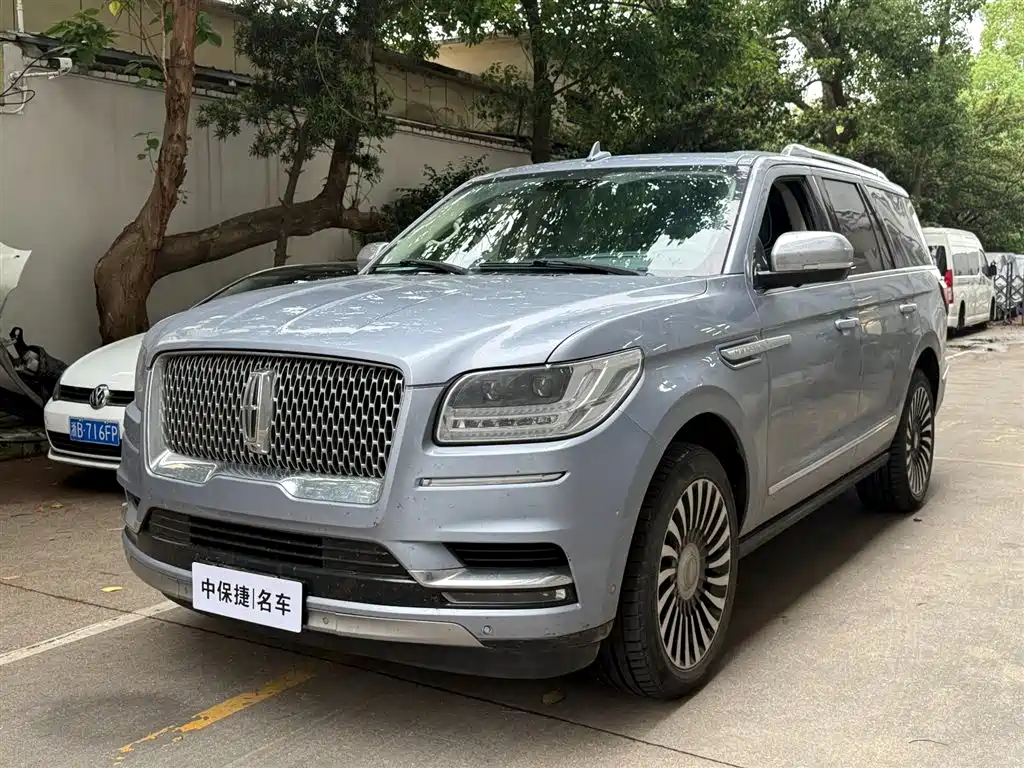 Lincoln Navigator 2019