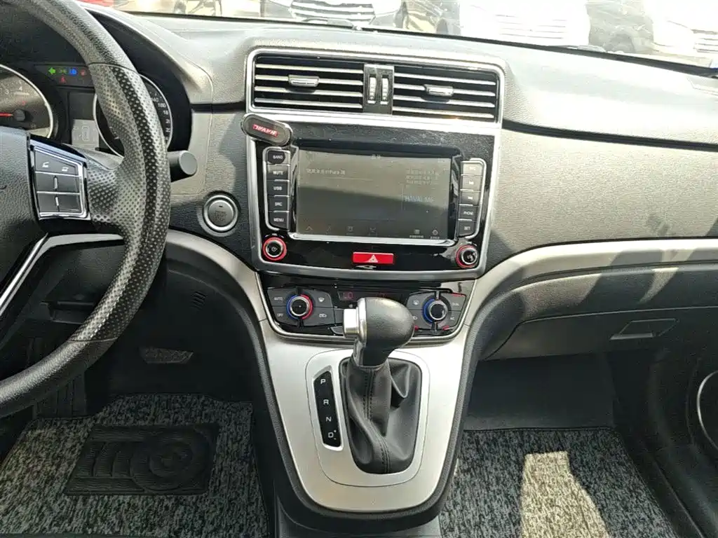 Haval M6 2020 — фото 13