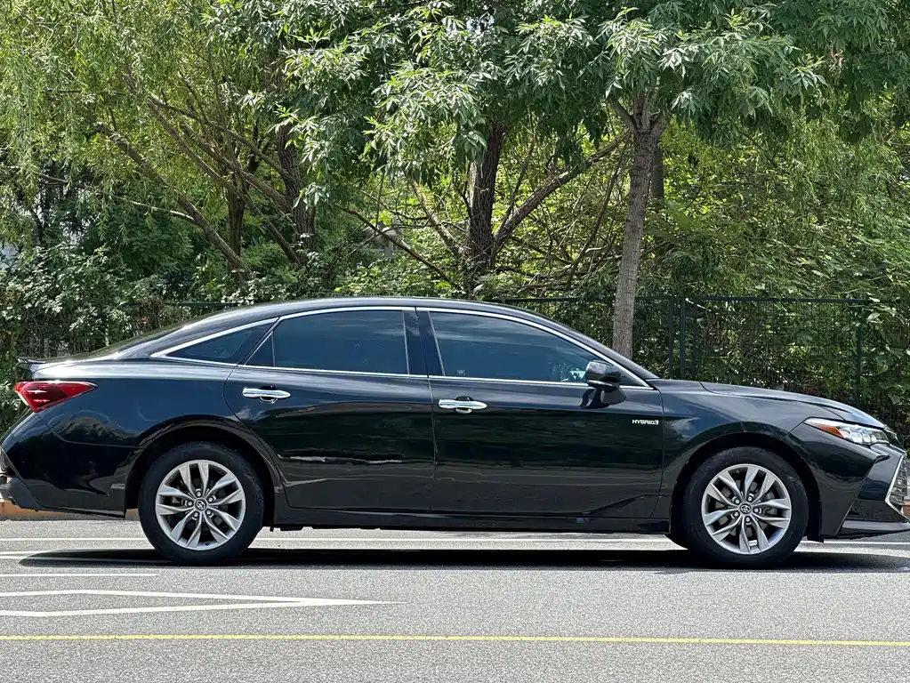 Toyota Avalon 2020 — фото 4