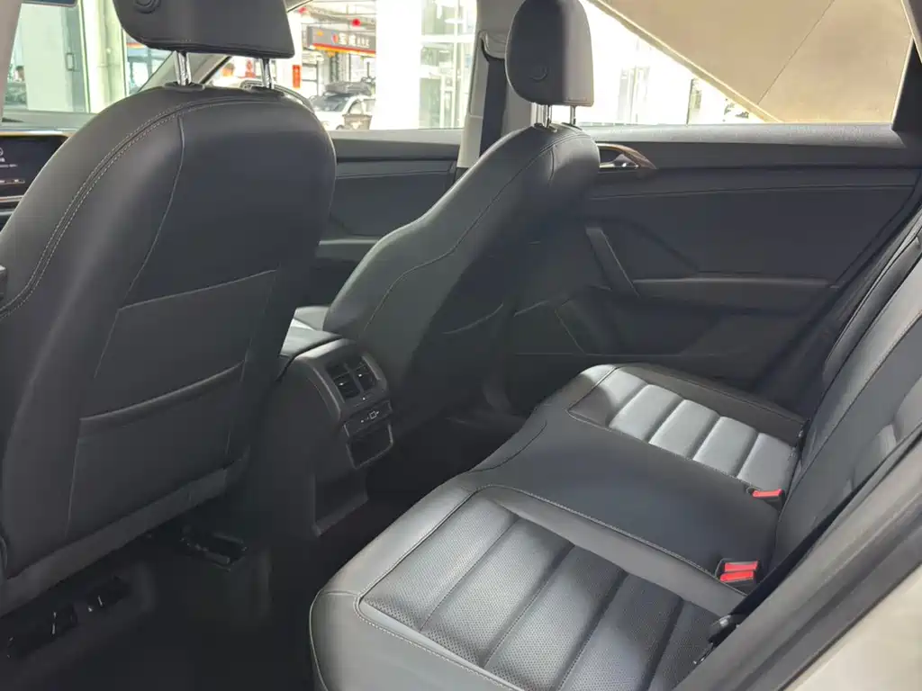 Volkswagen Tharu 2022