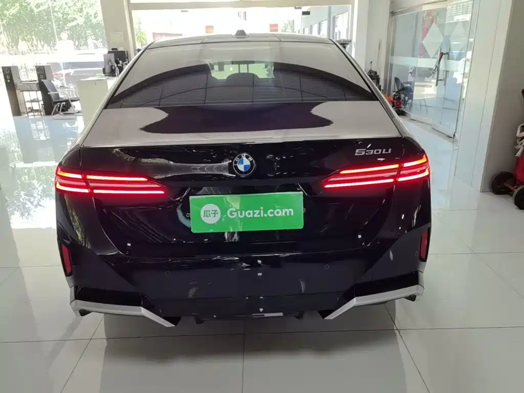 BMW 5 Series 2025