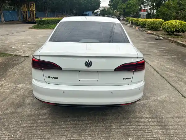 Volkswagen Bora 2021