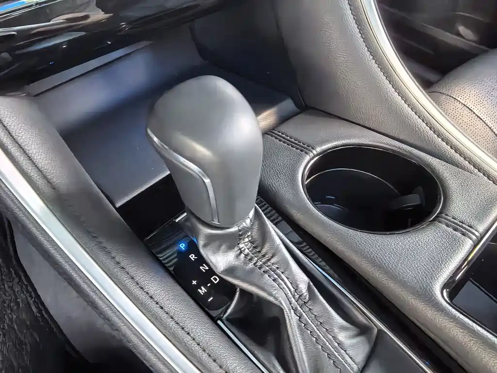 Toyota Avalon 2023 — фото 15