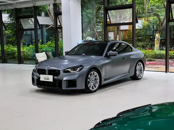 BMW M2 2025