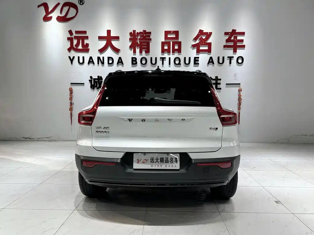 Volvo XC40 2020 — фото 14