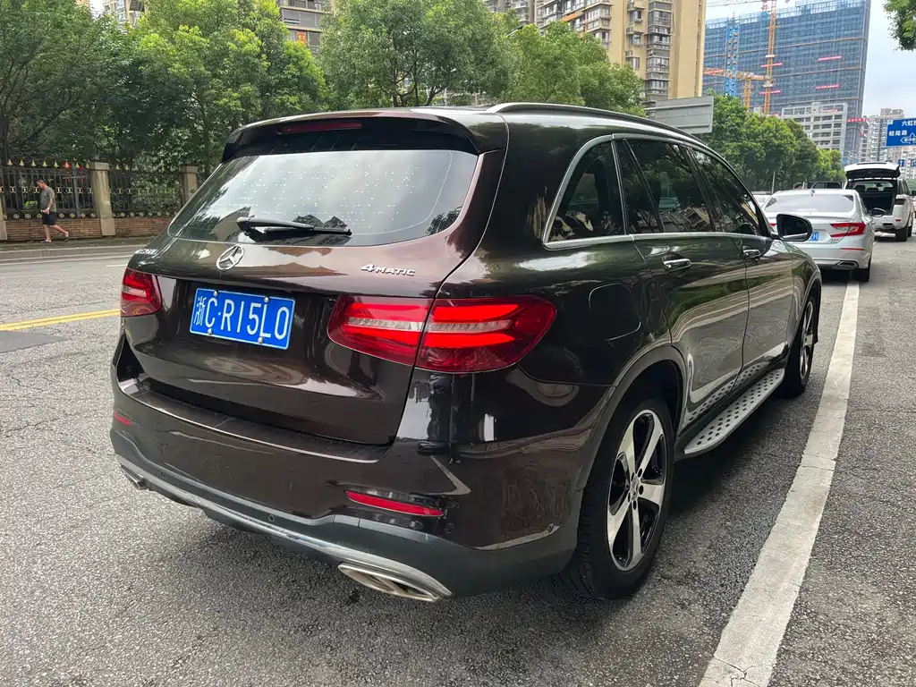 Mercedes-Benz GLC 2019 — фото 11