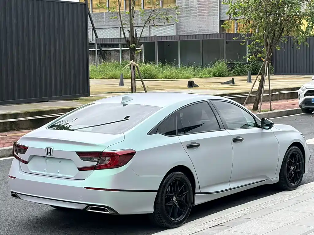Honda Accord 2020 — фото 7