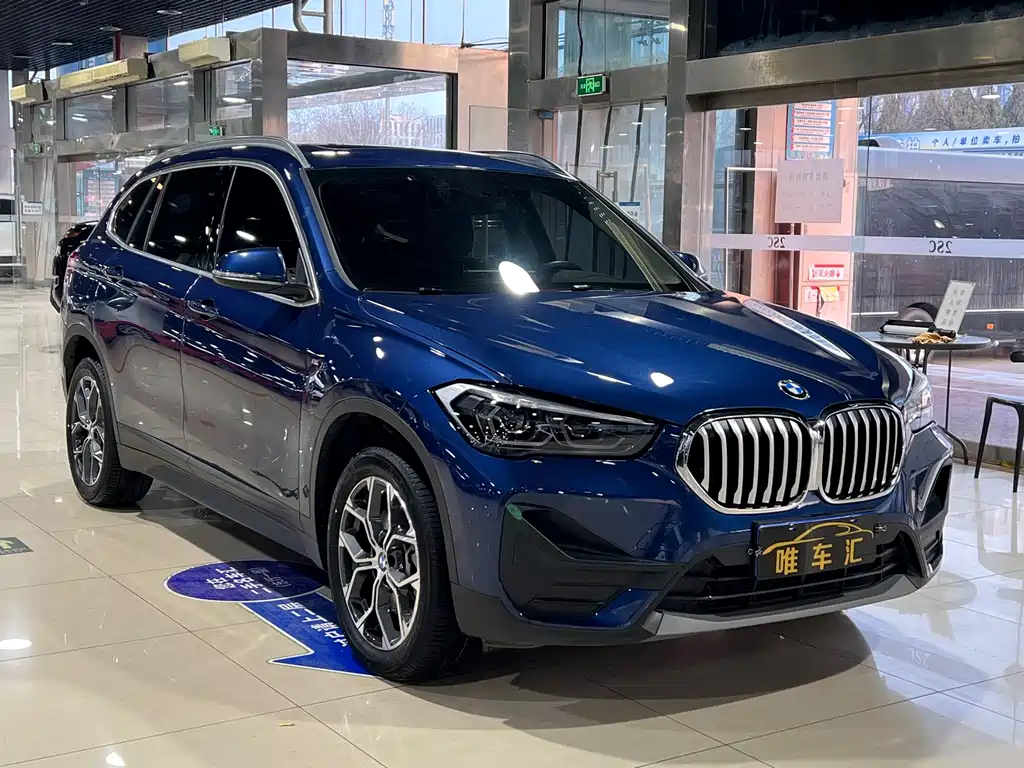 BMW X1 2021 — фото 3