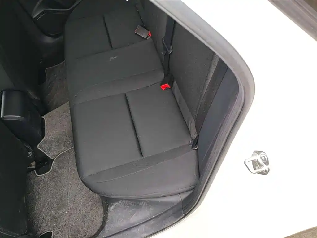 Honda Civic 2023 — фото 17