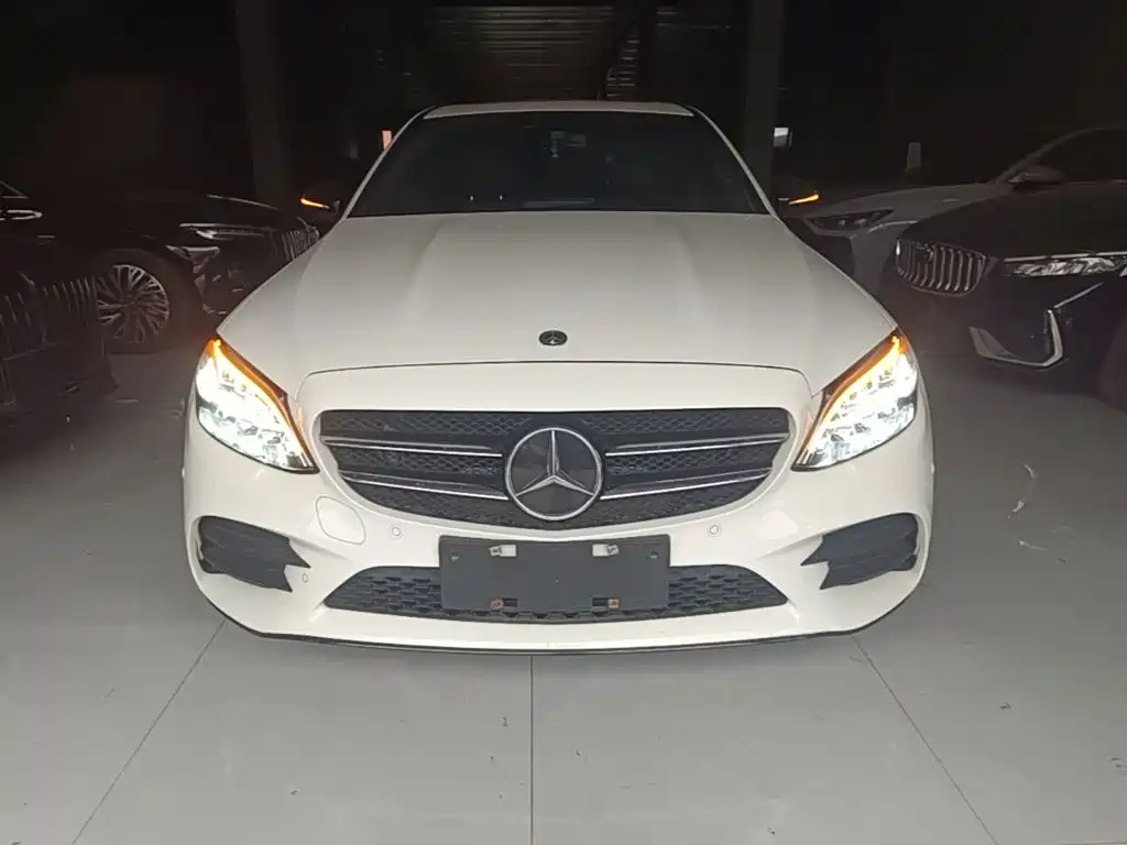 Mercedes-Benz C-Class 2020