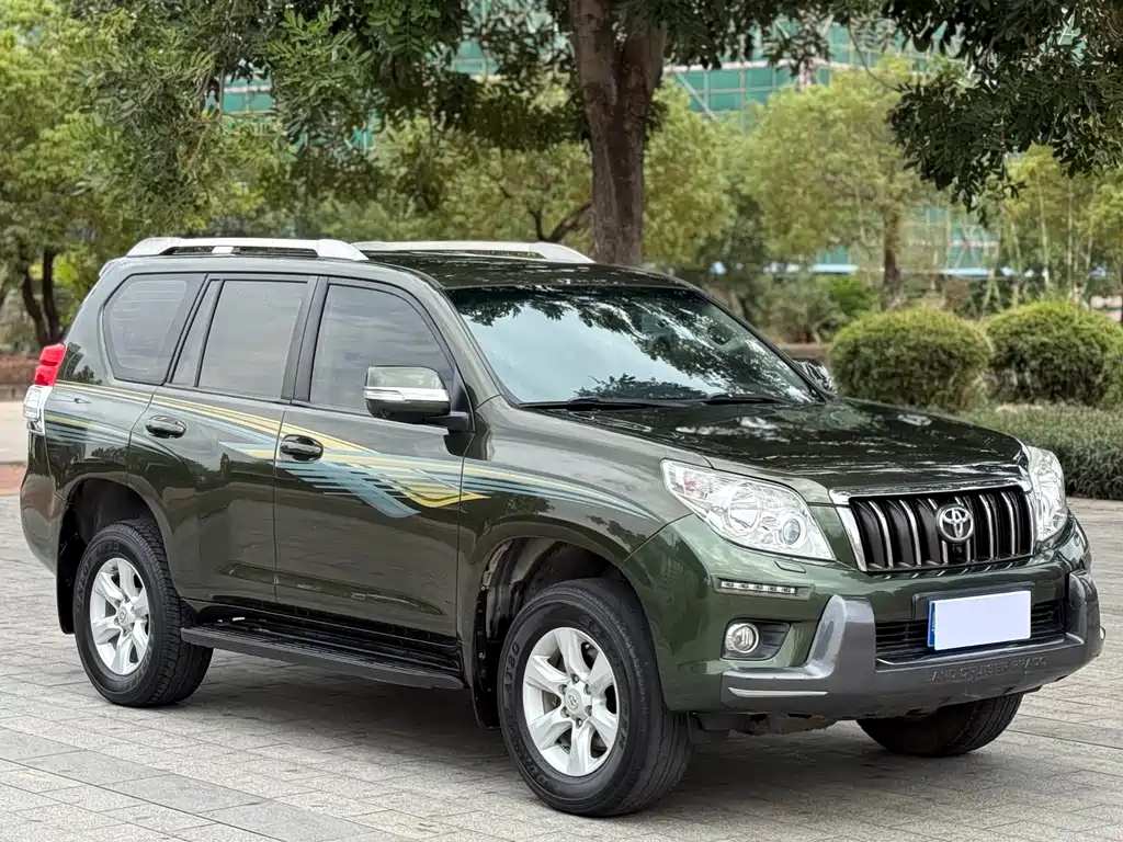 Toyota Prado 2014 — фото 3
