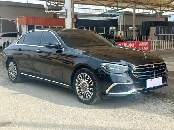 Mercedes-Benz E-Class 2023