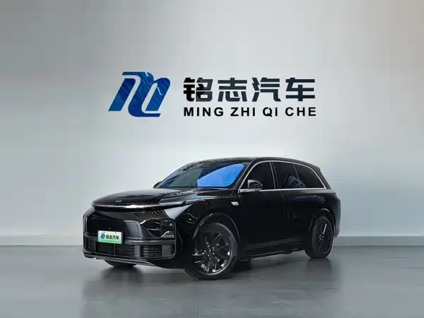 Li Auto L8 2023